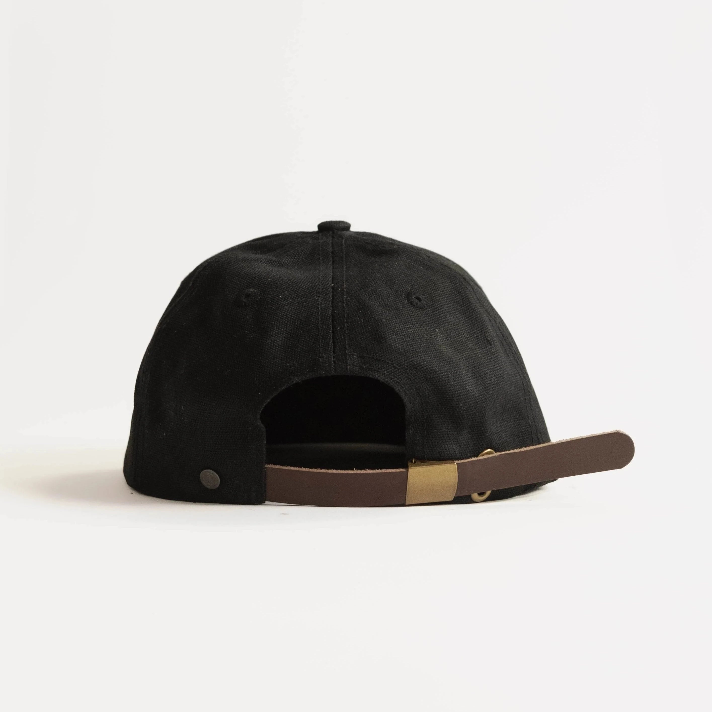 Iron And Resin Trapper Cap Black