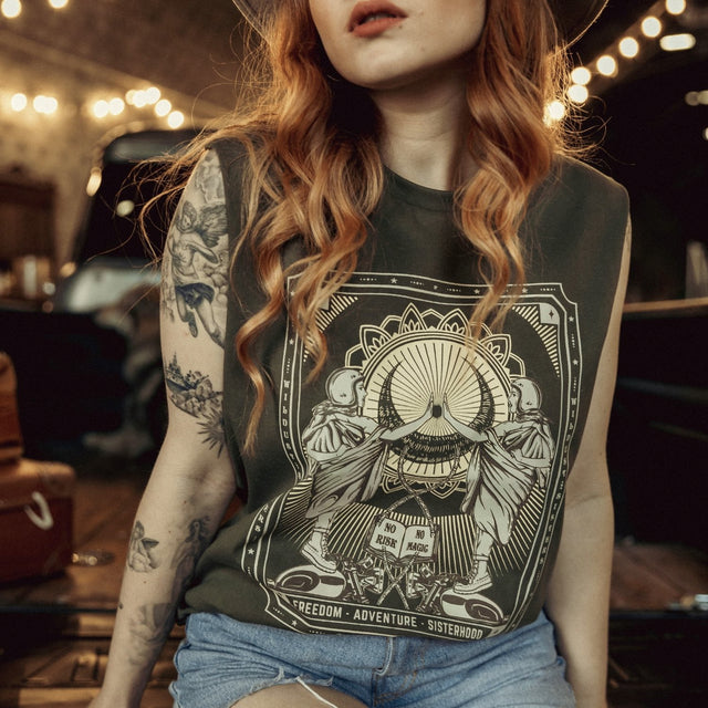 Wildust Sisters Pray Womens Tank Top