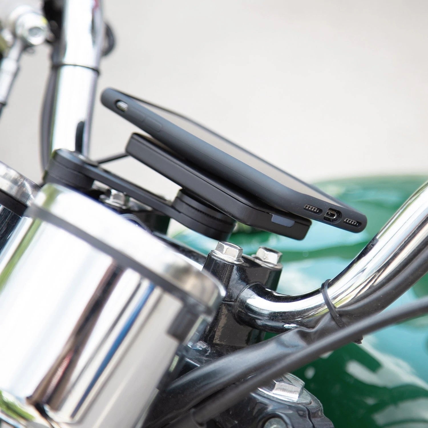 SP Connect 12 V Hard Wire Cable