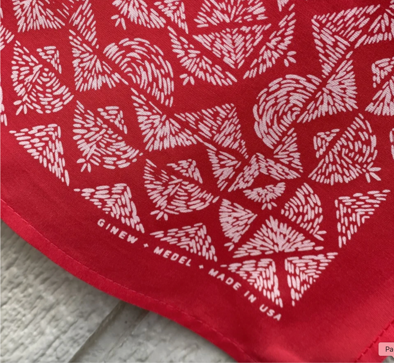 Ginew Medium Bandana Red