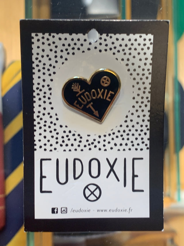 Eudoxie Arrow Heart Pin