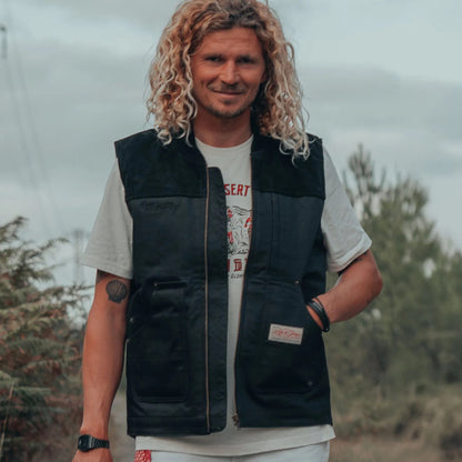 Age of Glory Cabin Vest Black