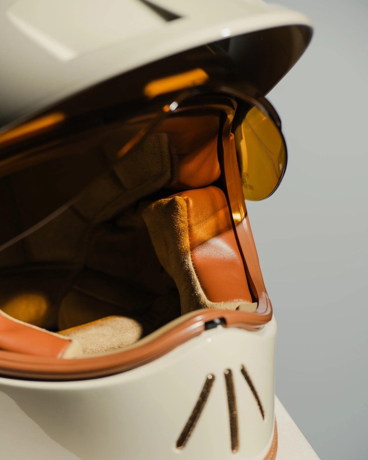 Hedon Psilo Explorer Ivory Nomad