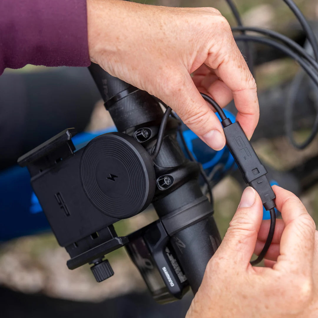 SP Connect Universal Charging Phone Clamp