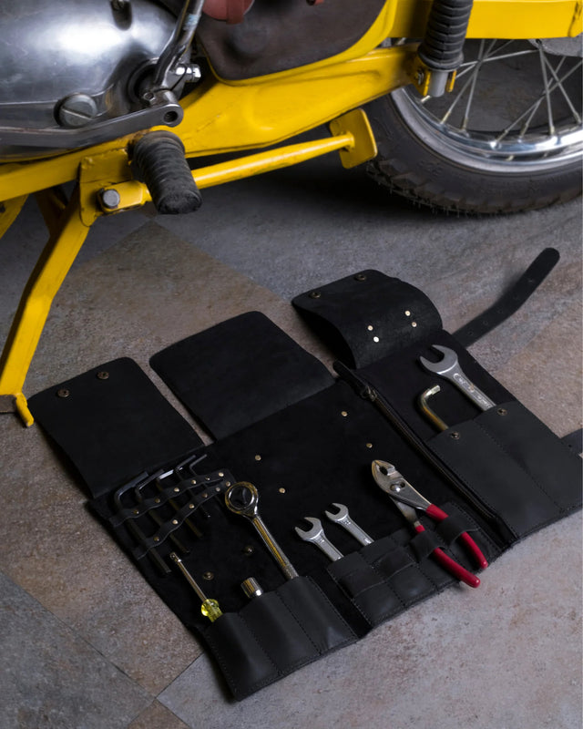 Trip Machine Tool Roll Black