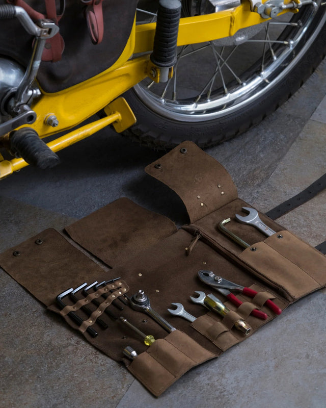 Trip Machine Tool Roll Tobacco Brown