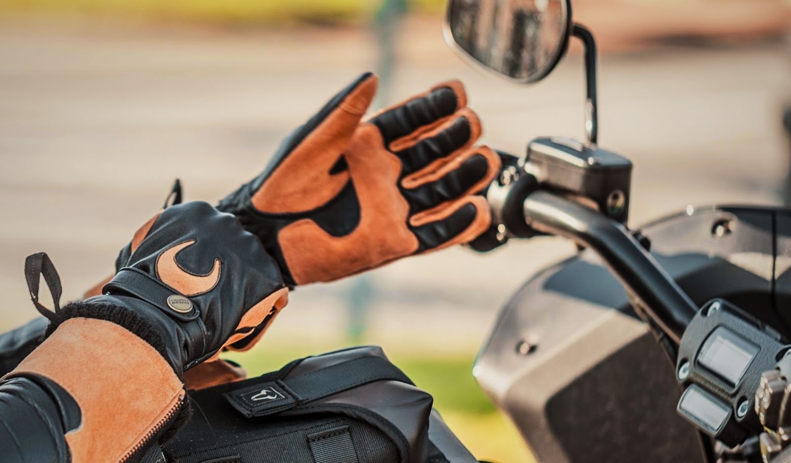 Wildust Sisters Arizona Glove Black